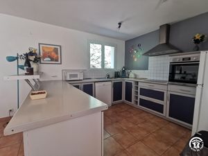 23831810-Ferienhaus-6-Béziers-300x225-4