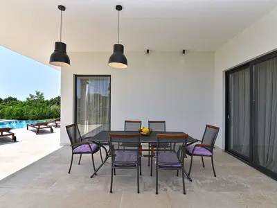 Ferienhaus für 7 Personen (125 m²) in Bibići 9/10