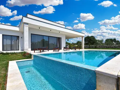 Ferienhaus für 7 Personen (125 m²) in Bibići 2/10