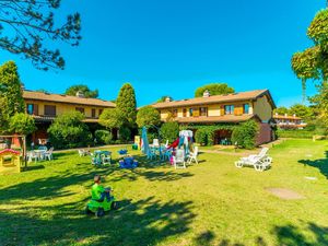 22806129-Ferienhaus-6-Bibione-300x225-1