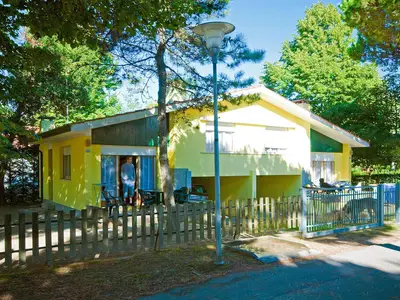 Ferienhaus für 6 Personen (58 m²) in Bibione 1/10