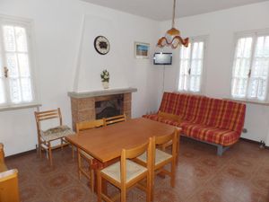 23548639-Ferienhaus-6-Bibione-300x225-1