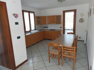 23548731-Ferienhaus-10-Bibione-300x225-3