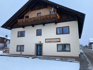 Ferienhaus für 14 Personen (241 m²) ab 460 € in Bichlbach