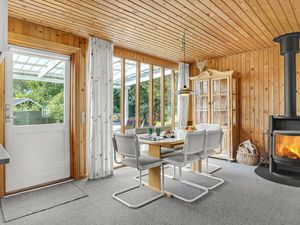 23732319-Ferienhaus-6-Bindslev-300x225-5