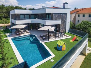 Ferienhaus für 10 Personen (305 m&sup2;) in Biograd Na Moru