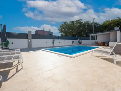 pool