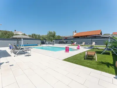 pool