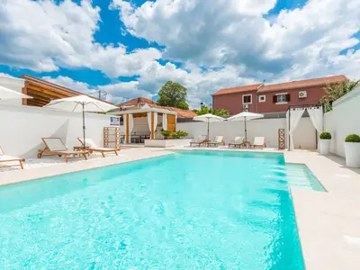 pool