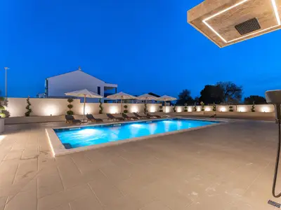 pool