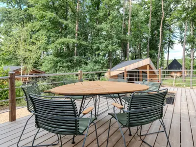 Terrasse / Balkon