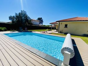 23986317-Ferienhaus-7-Biscarrosse-300x225-3