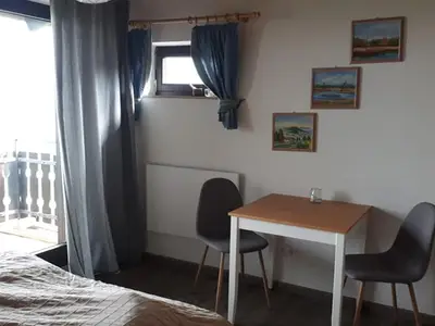 Kleines Zimmer im OG