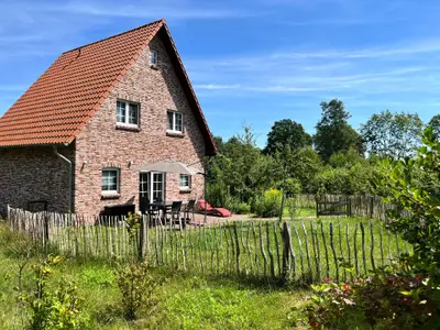 Haus Weissdorn im Frühjahr