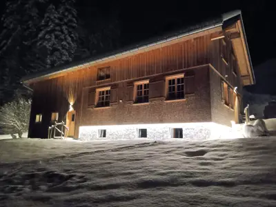 Außenseite Ferienhaus [Winter]