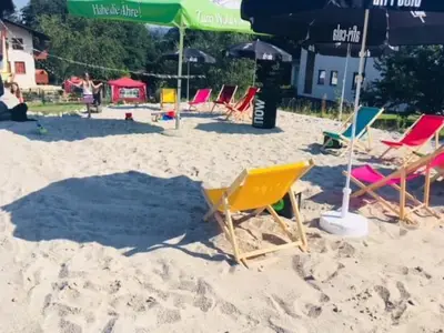 Sandstrand beim Cafe