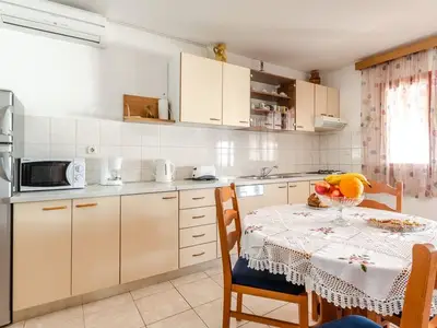 Ferienhaus für 5 Personen in Blato 10/10