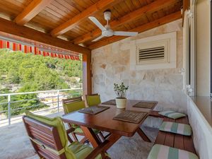 23945350-Ferienhaus-4-Blato (Korcula)-300x225-5