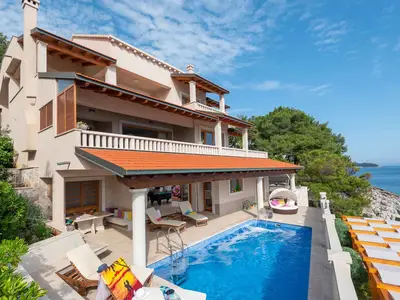 Ferienhaus für 10 Personen (327 m²) in Blato 3/10