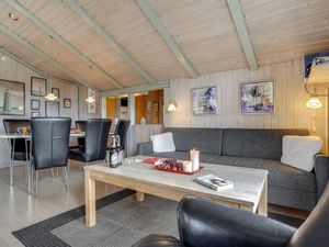 23575836-Ferienhaus-6-Blåvand-300x225-2