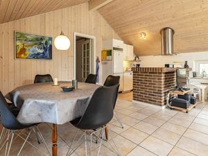 510347-Ferienhaus-6-Blåvand-300x225-1