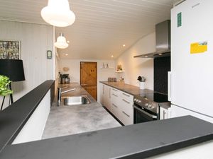 512608-Ferienhaus-6-Blåvand-300x225-4