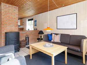 503553-Ferienhaus-8-Blåvand-300x225-1