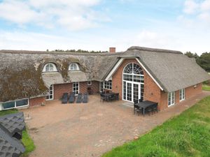 494505-Ferienhaus-21-Blåvand-300x225-0