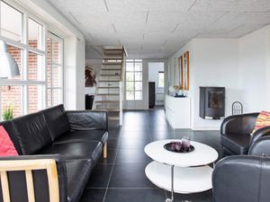 494505-Ferienhaus-21-Blåvand-300x225-5