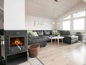 505681-Ferienhaus-10-Blåvand-300x225-5