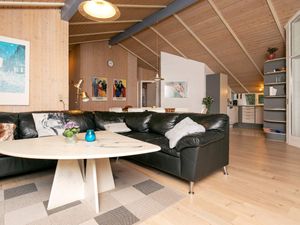 22209273-Ferienhaus-8-Blåvand-300x225-4