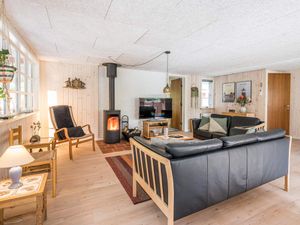 22349965-Ferienhaus-6-Blåvand-300x225-3