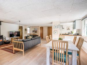 22349965-Ferienhaus-6-Blåvand-300x225-5