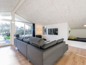 22350569-Ferienhaus-8-Blåvand-300x225-5