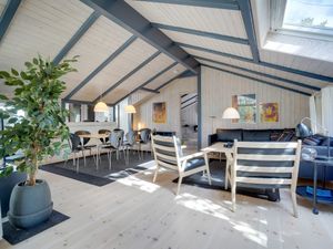 22350371-Ferienhaus-10-Blåvand-300x225-3