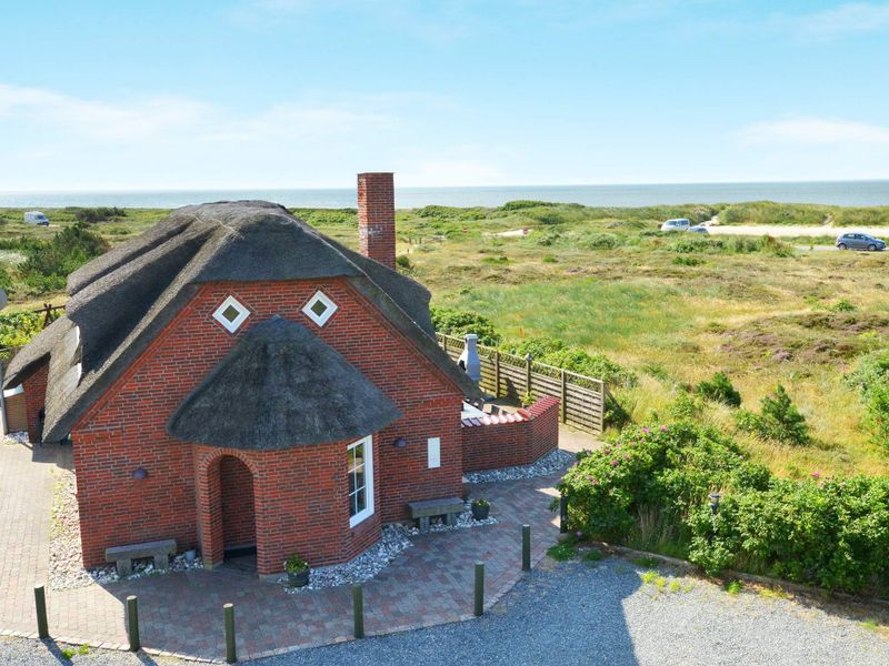 513347-Ferienhaus-12-Blåvand-800x600-0