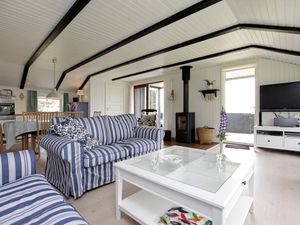 17937970-Ferienhaus-5-Blåvand-300x225-2