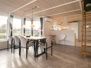 22209263-Ferienhaus-8-Blåvand-300x225-5