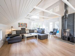 22350375-Ferienhaus-8-Blåvand-300x225-1