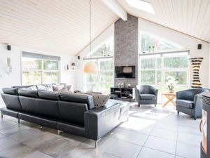 22351029-Ferienhaus-8-Blåvand-300x225-2