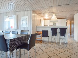 23720600-Ferienhaus-12-Blåvand-300x225-5