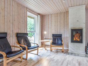 23720925-Ferienhaus-8-Blåvand-300x225-2