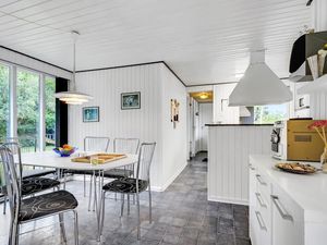 23731225-Ferienhaus-7-Blåvand-300x225-4