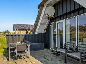 23724133-Ferienhaus-6-Blåvand-300x225-1