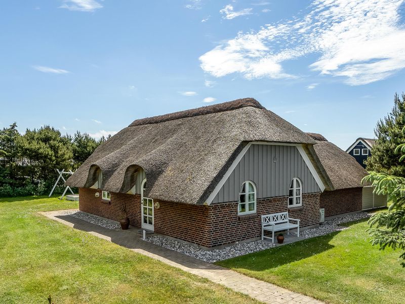 23727093-Ferienhaus-6-Blåvand-800x600-0