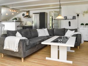 23728644-Ferienhaus-6-Blåvand-300x225-2