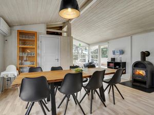 23728735-Ferienhaus-10-Blåvand-300x225-5