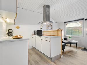 23728780-Ferienhaus-2-Blåvand-300x225-5