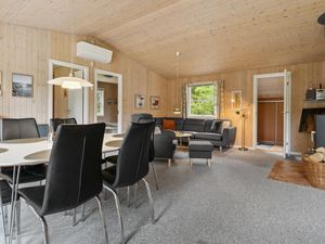 23719520-Ferienhaus-6-Blåvand-300x225-4