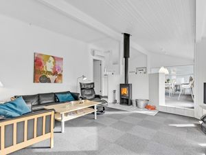 23719548-Ferienhaus-10-Blåvand-300x225-3